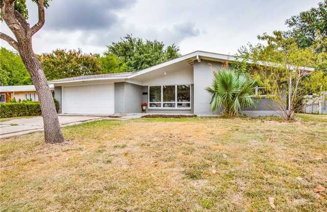 11627 Coral Hills Drive Gallery 2