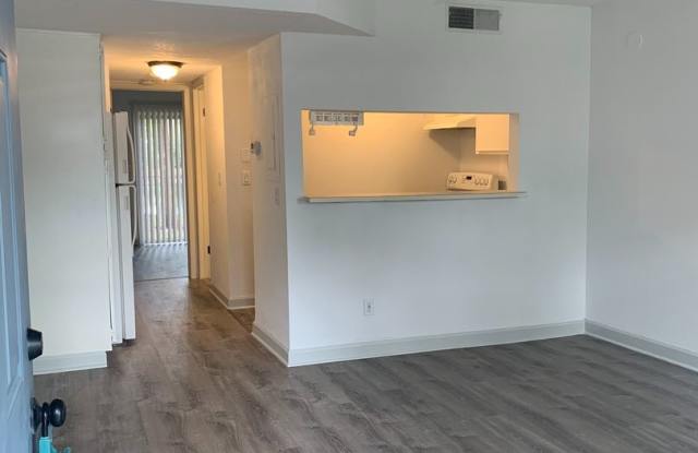 7117 E Bank Dr, 102 Gallery 3