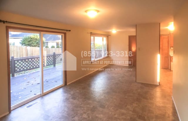 16860 NE 25th St - 16860 Northeast 25th Street, Bellevue, WA 98008