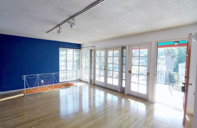 1140 Miller Avenue Gallery 4