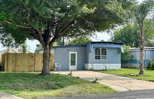 15702 ORANGE DR Gallery 2