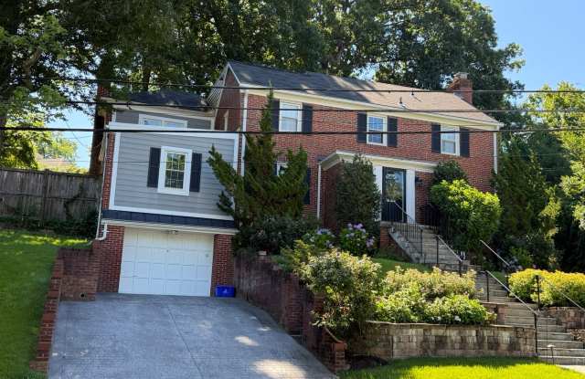 Stunning Home, Great Location, and More! photos photos Stunning Home, Great Location, and More! photos photos