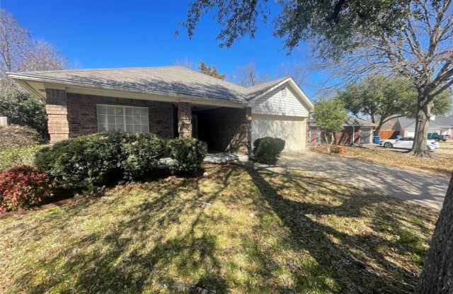 8209 Newport Drive Gallery 3