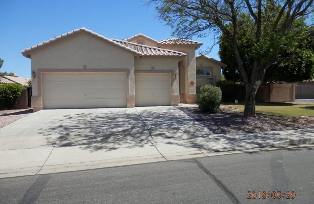 10710 E Emelita Ave - 10710 East Emelita Avenue, Mesa, AZ 85208