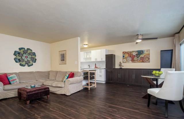 2266 Grand Ave photos photos