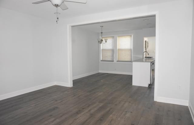 Completely Renovated 3 Bedroom w/ Garage in Dundalk! Gallery 4