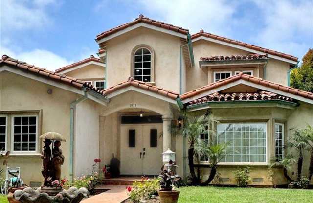 2913 Delaware Avenue photos photos