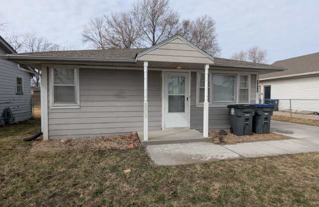 House with garage near Lake Manawa photos photos