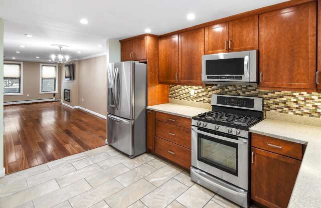 208 9TH ST photos photos