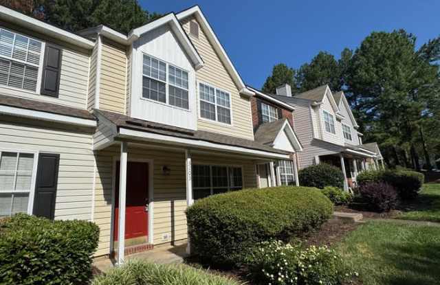 3103 Summercroft Lane Gallery 2
