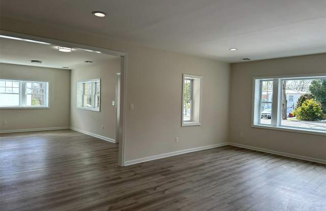 125 W Main Street Gallery 3