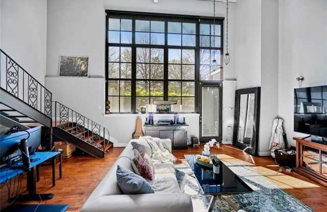 790 North Avenue NE unit: 111 photos photos