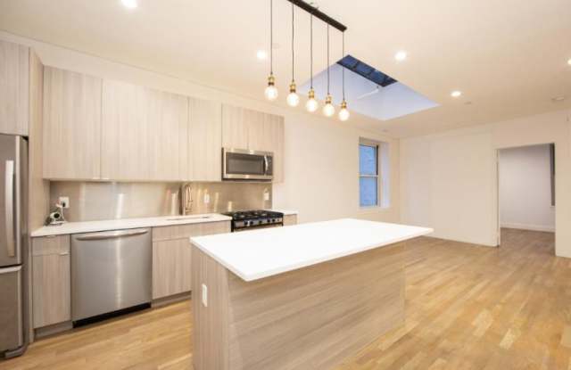 45 BEEKMAN ST. photos photos