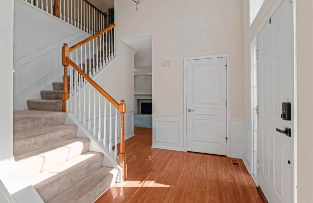 7859 Greene Farm Drive Gallery 2