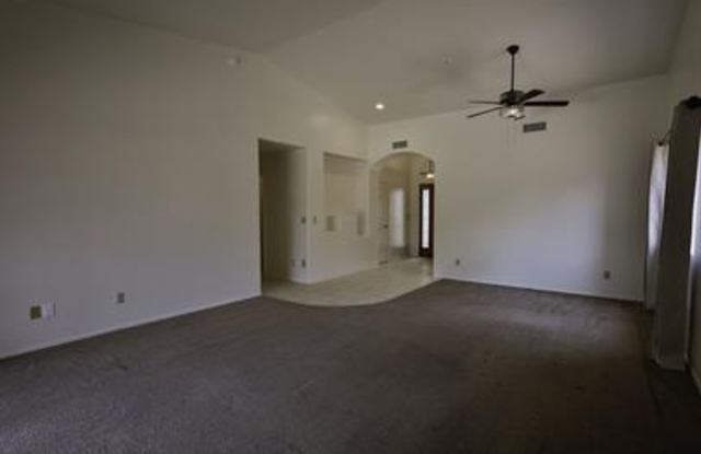 1306 North Mourning Dove Road Gallery 4