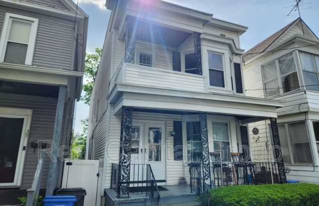 37 Hurlbut St - Unit 2 photos photos