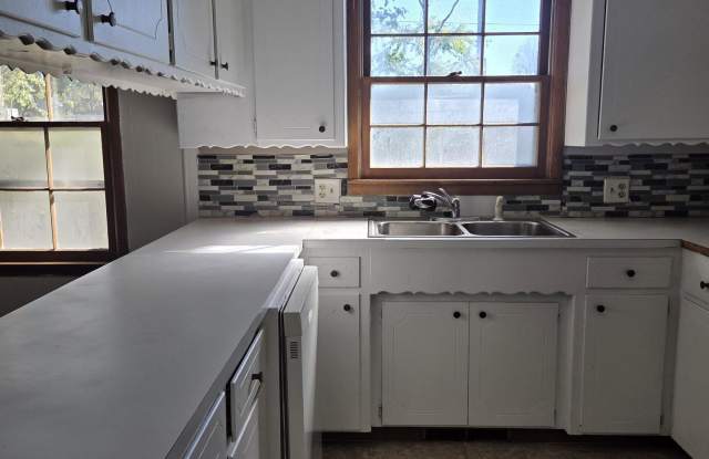3256 East Bergman Street Gallery 4