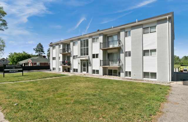 Brownell Apartments - Coast to Coast Management Gallery 3
