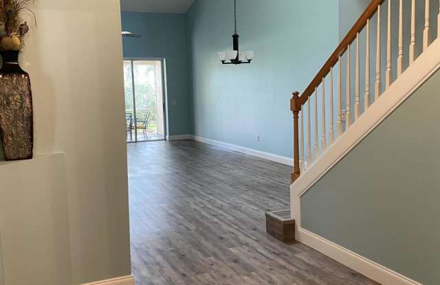 1583 SW Harbour Isles Circle Gallery 4