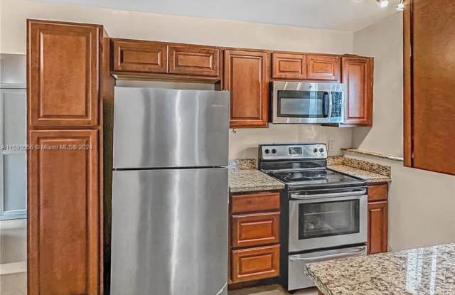 5614 Taylor St - 5614 Taylor Street, Hollywood, FL 33021