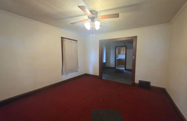 FOR RENT – 1164 McIntosh Ave, Akron, OH 44314 Gallery 4