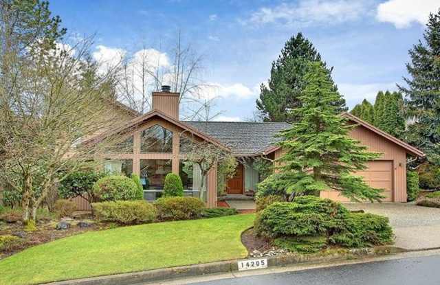 Magnificent Somerset Home on Cul de Sac! photos photos