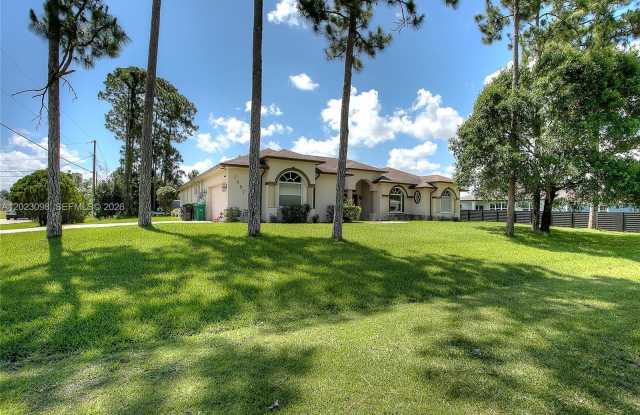 1687 SW Import Dr photos photos 1687 SW Import Dr photos photos