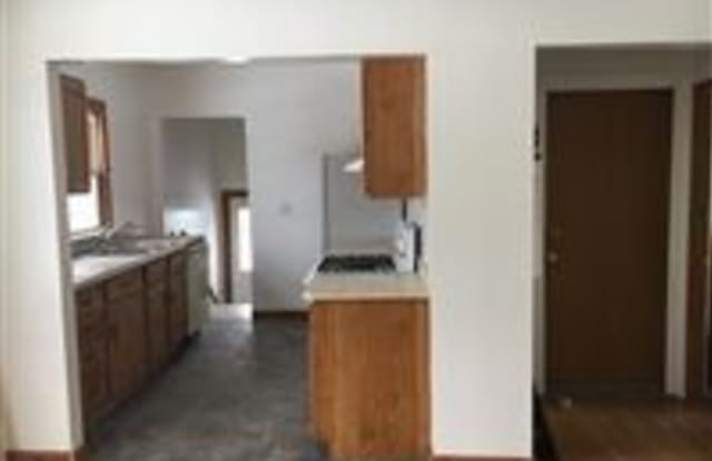 9405 Biddle Street Gallery 2