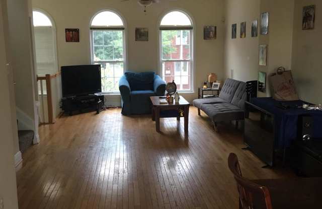 302 SCOTT STREET Gallery 4