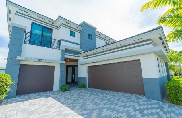 10725 Pacifica Way - 10725 Pacifica Way, Parkland, FL 33076