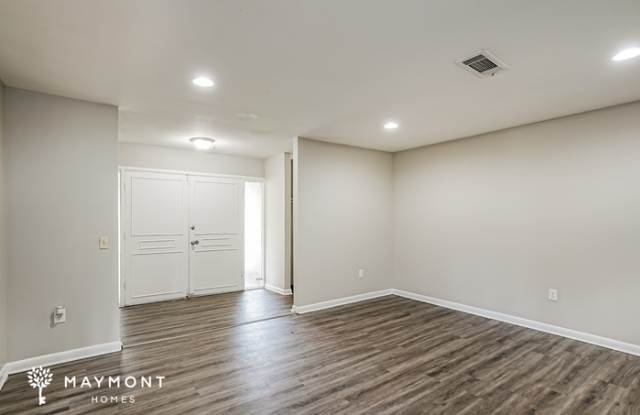 1342 Springdale Drive Gallery 4