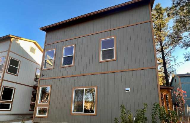 Brand New Never Lived in Luxury 2bd / 2ba unit photos photos