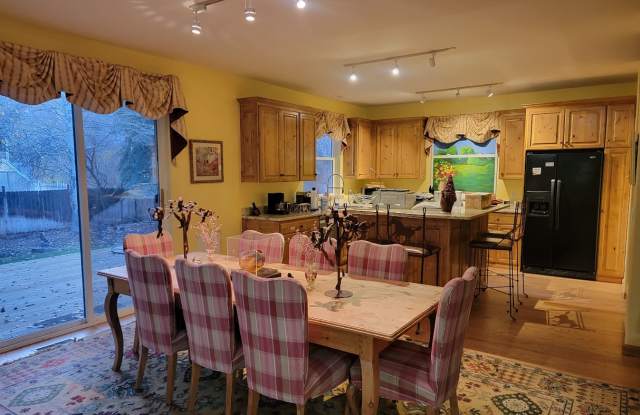 1611 Heroic Road photos photos