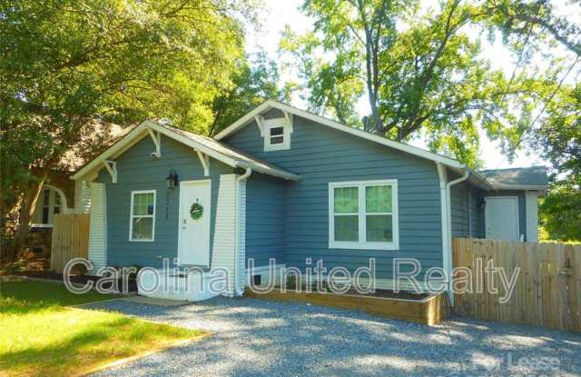 2233 Highland St photos photos