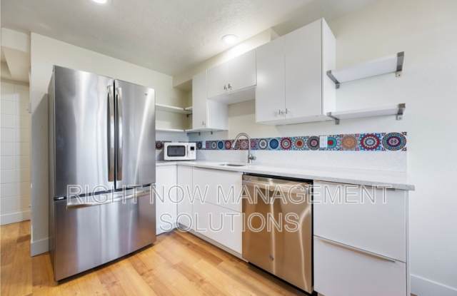 926 South Curtis Road photos photos