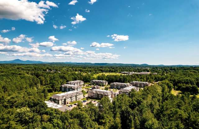 A Flexible Floor Plan That Adapts to You - One Bedroom with Den Apartment photos photos