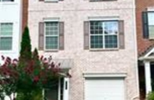 7859 kiverton Place - 7859 Kiverton Place, Sandy Springs, GA 30350
