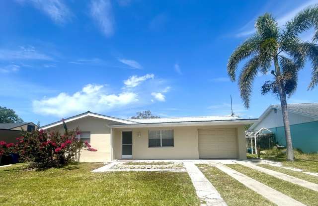 2 Bed/1 Bath, Single Family Home in Beacon Square photos photos