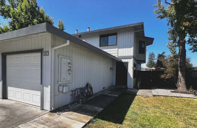 Beautifully remodeled 3-bedroom, 1.5-bath home located in Cotati! photos photos