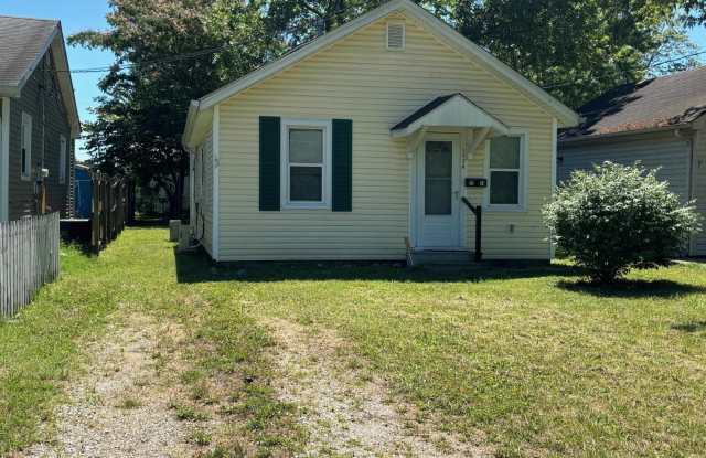2534 Broadway St photos photos