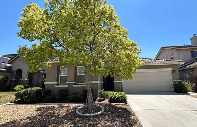 Updated 3 Bedroom photos photos