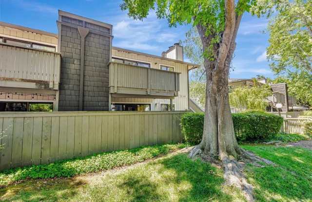 140 La Crosse Dr photos photos