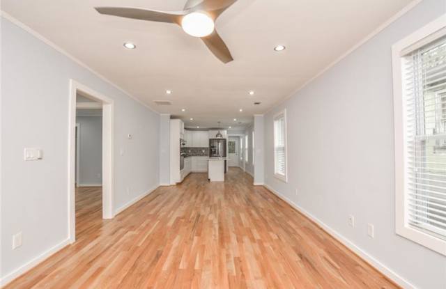 999 Wylie Street SE Gallery 3