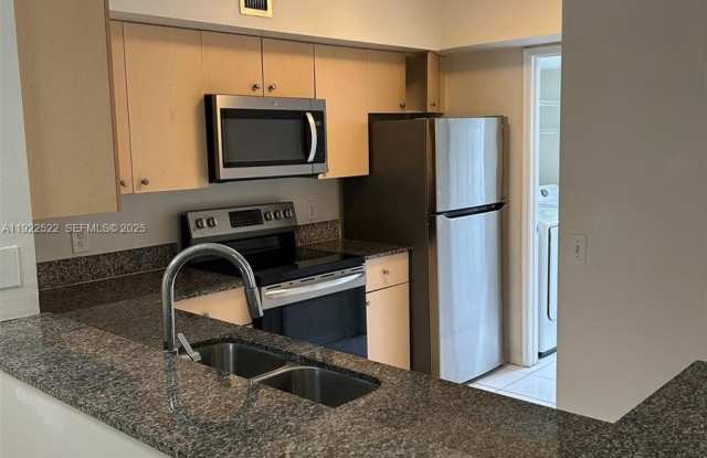 2494 CENTERGATE DR photos photos