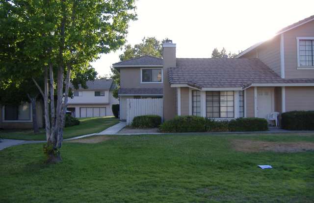 713 N Corvette Dr photos photos