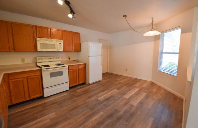 3 Bedroom 2 Full Bath Home In Greenfield IN photos photos
