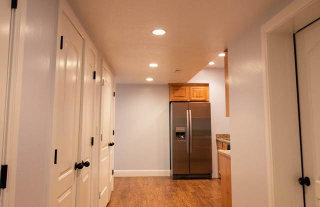 2002 S Clydesdale Cir Gallery 2