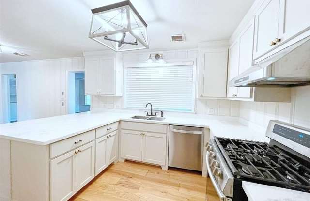 Charming 3BR/2BA Home in Great School District – Pet Friendly! photos photos