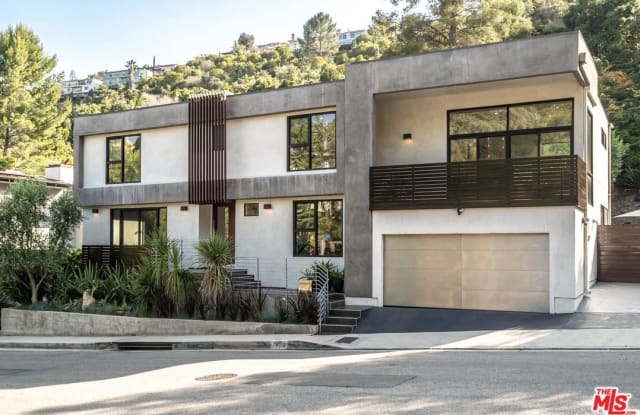 7600 WILLOW GLEN Road - 7600 Willow Glen Road, Los Angeles, CA 90046