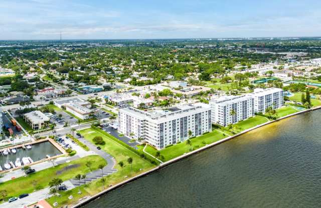 301 Lake Shore Drive photos photos